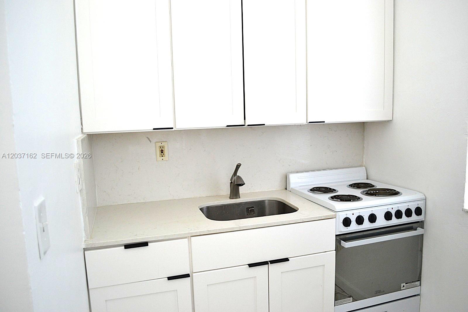 1035 Southwest 4th Street, Unit 4 Miami, FL 33130 - Photo 4 of 8