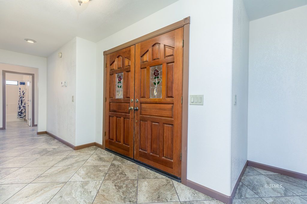 647 East Springer Avenue Ridgecrest, CA 93555 - Photo 9 of 43 Gallery Image 9