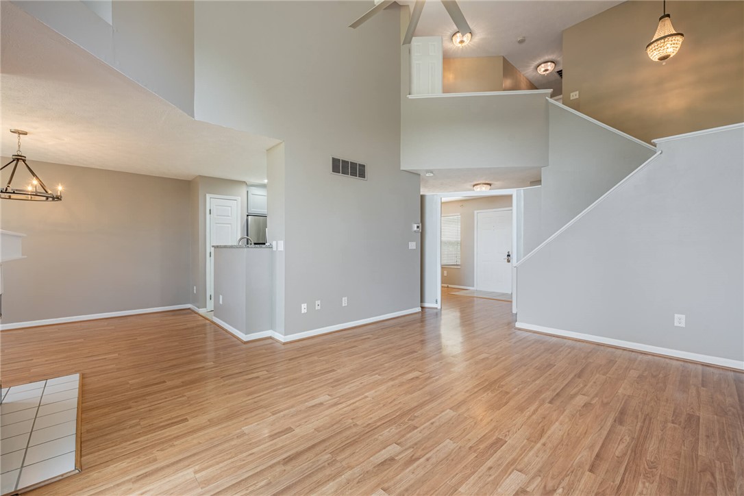 3913 East Summit Ridge Drive Beavercreek, OH 45430 - Photo 6 of 39