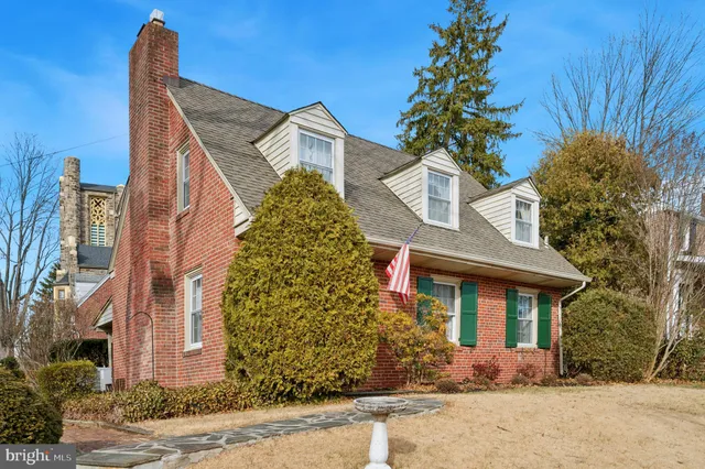 $625,000 | 201 Barrie Road, Narberth, PA 19072