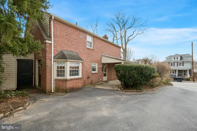 $625,000 | 201 Barrie Road, Narberth, PA 19072