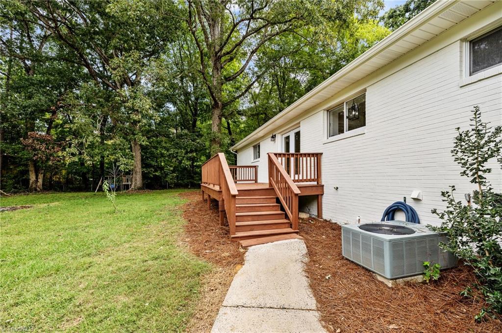 1979 Sullivan Road Thomasville, NC 27360 - Photo 44 of 46