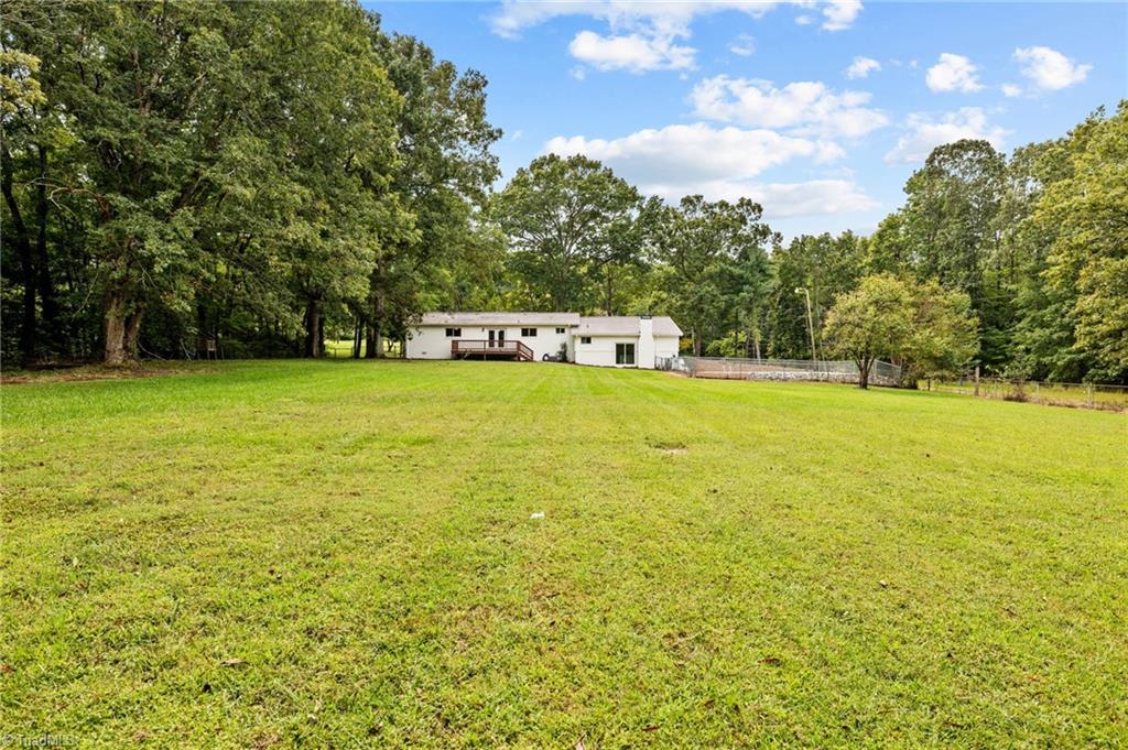 1979 Sullivan Road Thomasville, NC 27360 - Photo 45 of 46