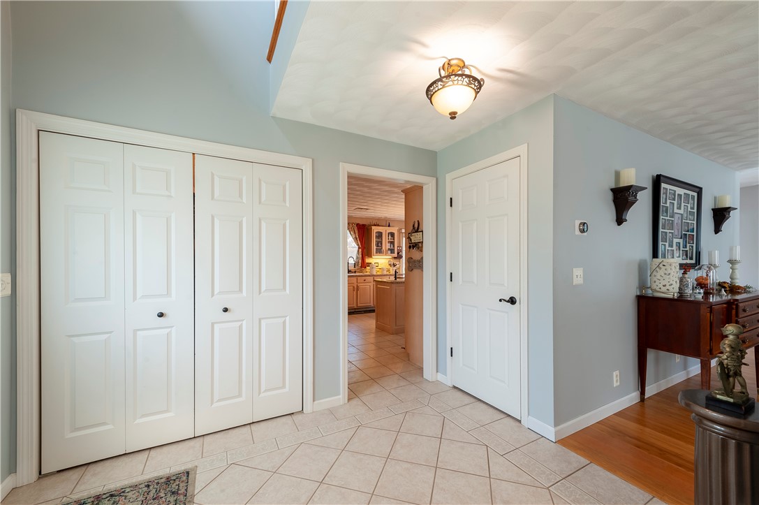 31 Old River Road Lincoln, RI 02865 - Photo 16 of 38