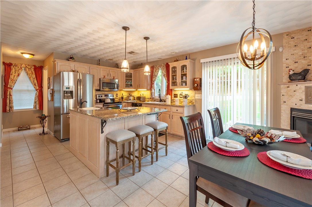 31 Old River Road Lincoln, RI 02865 - Photo 6 of 38
