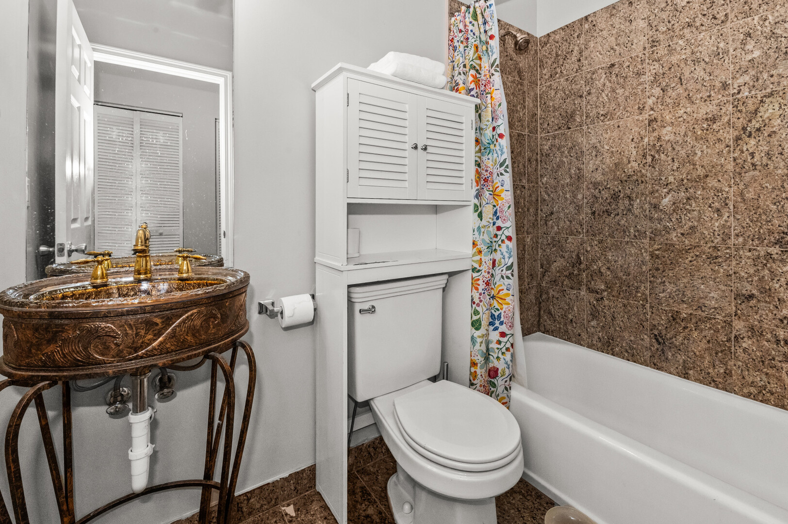 2421 West Warren Boulevard, Unit 3 Chicago, IL 60612 - Photo 8 of 14 a bathroom with a sink toilet and shower
