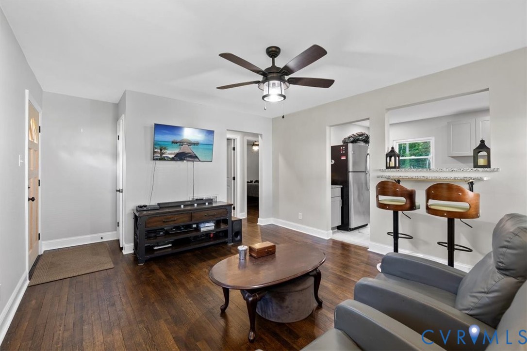 2459 Osborne Road Chester, VA 23831 - Photo 4 of 18