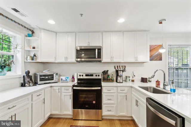 $575,000 | 5310 B Street Southeast, Washington, DC 20019