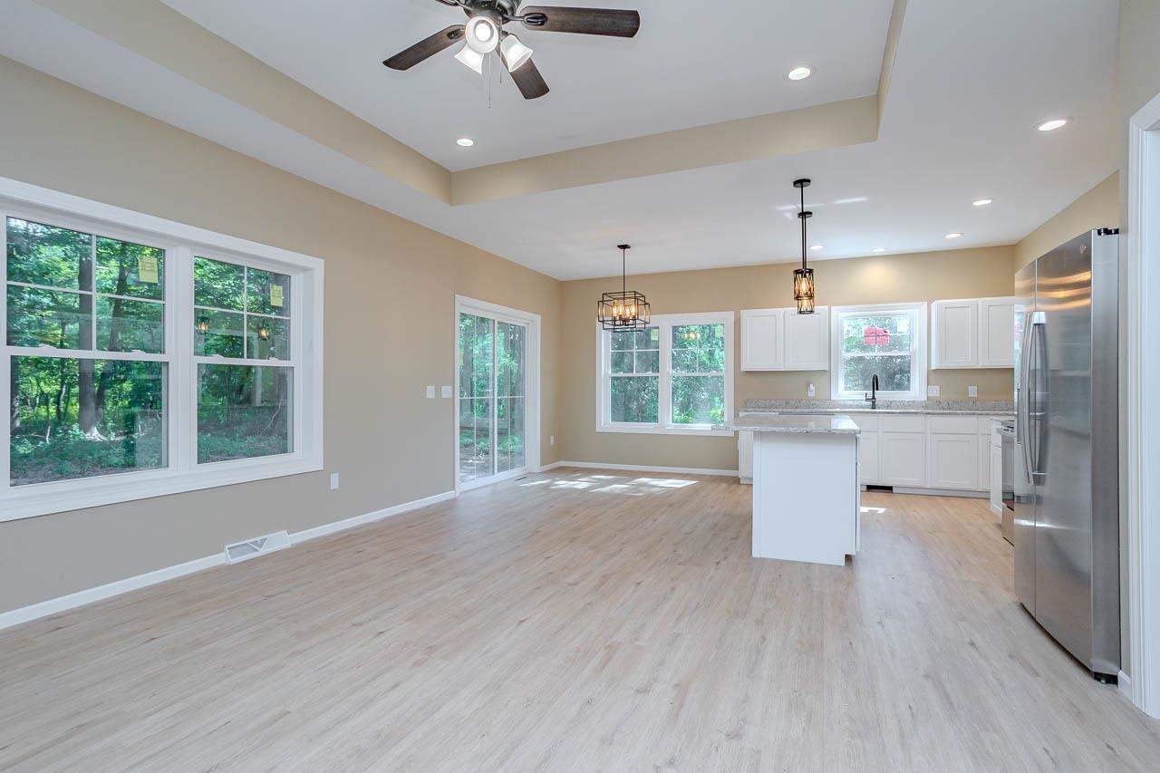 2808 Barclay Way Schofield, WI 54476 - Photo 4 of 60