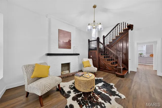 $359,000 | 617 Haven Street, St. Louis, MO 63111