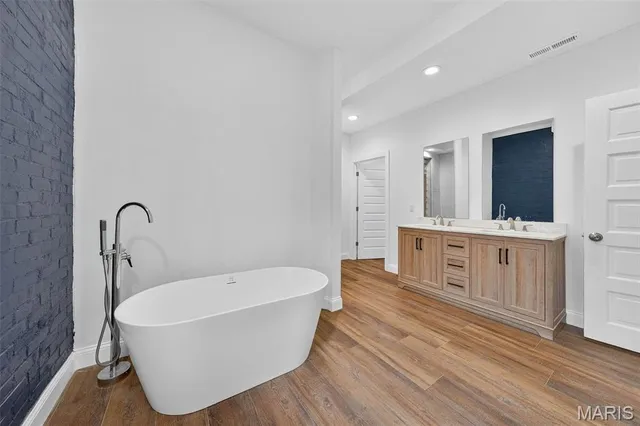 $359,000 | 617 Haven Street, St. Louis, MO 63111