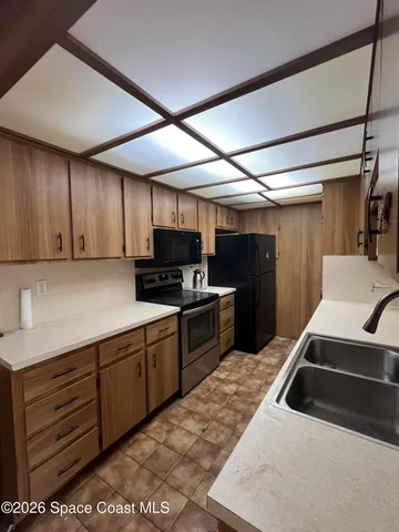 $2,400 | 304 Crown Boulevard, Melbourne, FL 32901