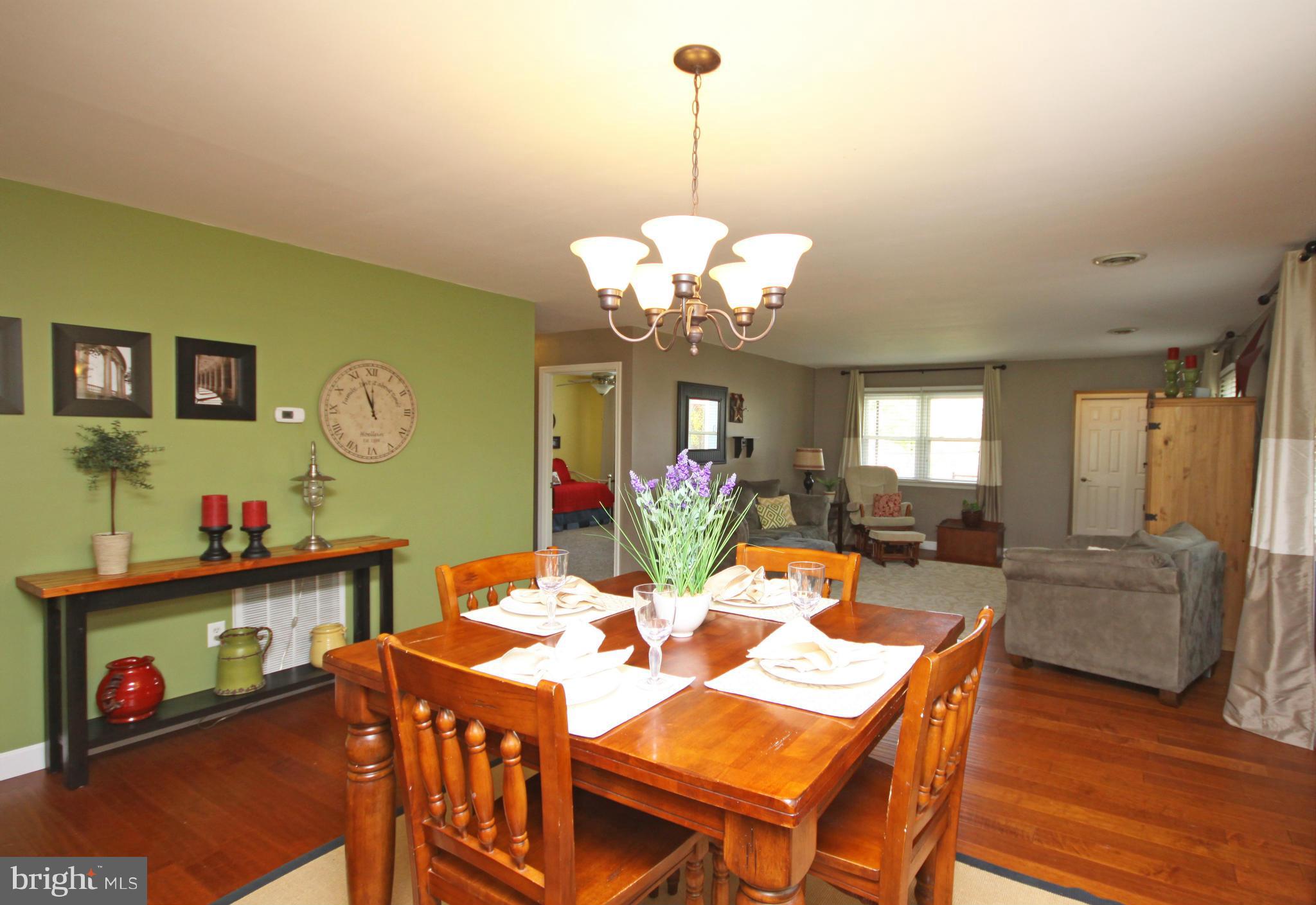 1630 Oldtown Road Edgewater, MD 21037 - Photo 9 of 29 Dining Room