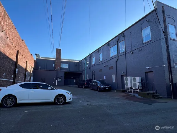 $4,550,000 | 1313 Hewitt Avenue, Everett, WA 98201
