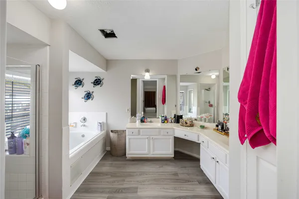 $349,990 | 414 Welford Lane, Highlands, TX 77562