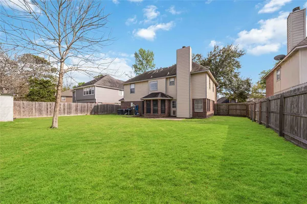 $349,990 | 414 Welford Lane, Highlands, TX 77562