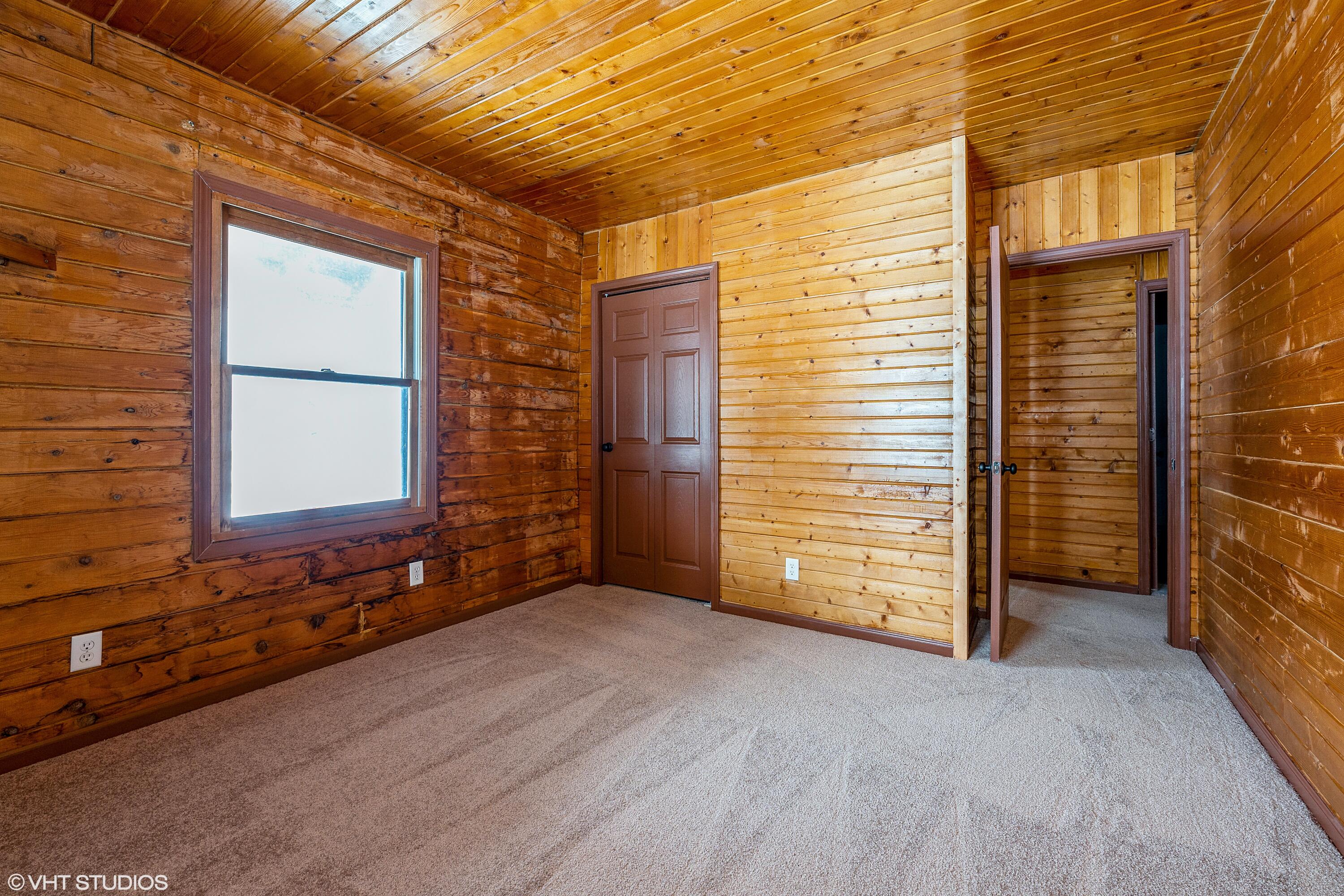 311 Barnhart Road West Coldwater, MI 49036 - Photo 5 of 15 06_311WBARNHARTROAD_2015_bedroom1_HiRes