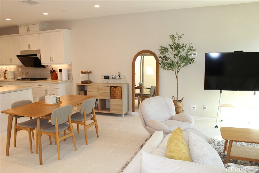 143 Stage Irvine, CA 92618 - Photo 9 of 39