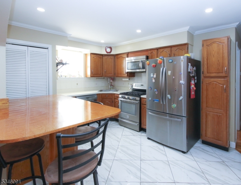 40 Rome Street, Unit 3 Newark, NJ 07105 - Photo 4 of 8