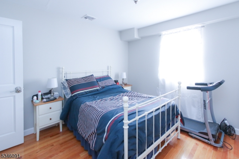 40 Rome Street, Unit 3 Newark, NJ 07105 - Photo 5 of 8