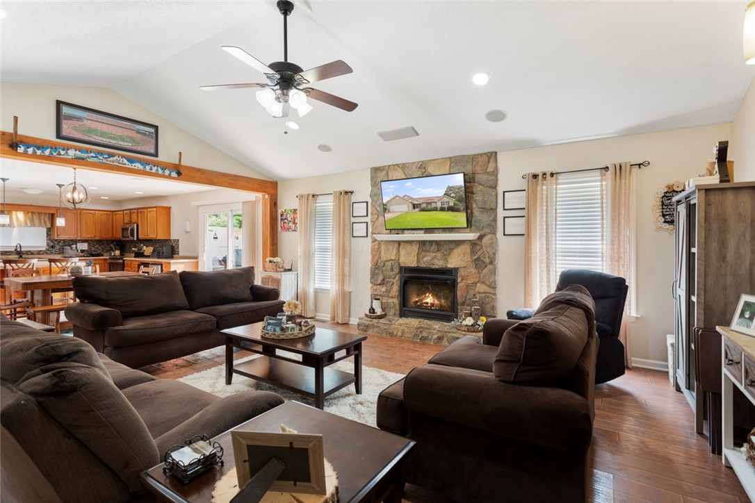 1020 Jody Drive Seneca, SC 29678 - Photo 5 of 25