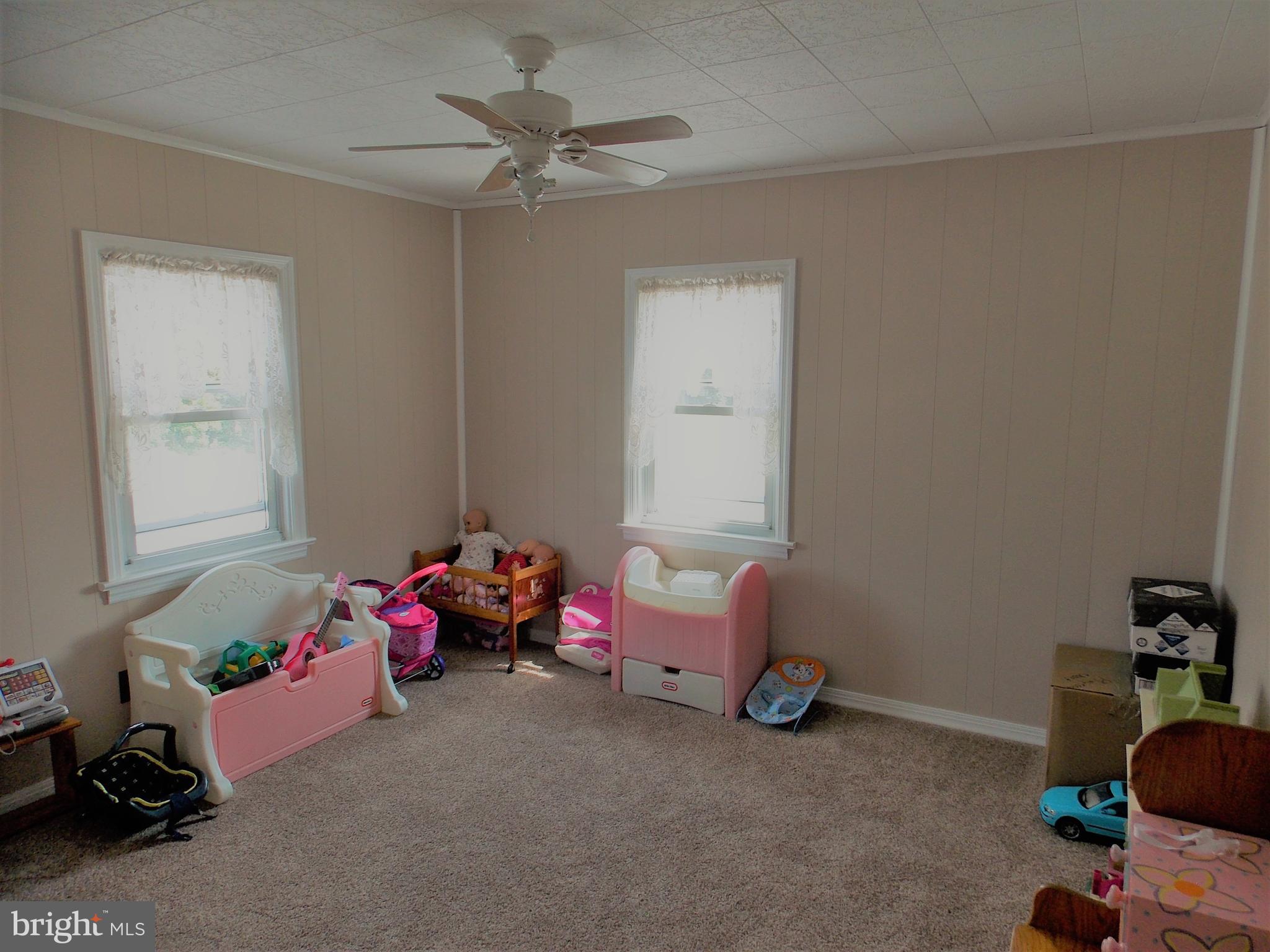2564 Sheaffer Road Elizabethtown, PA 17022 - Photo 10 of 29