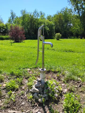 $299,900 | 10496 160th Street Northeast, Thief River Falls, MN 56701