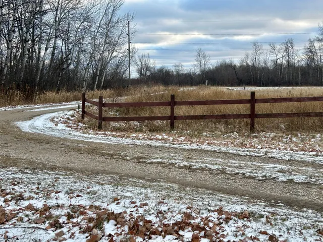 $299,900 | 10496 160th Street Northeast, Thief River Falls, MN 56701