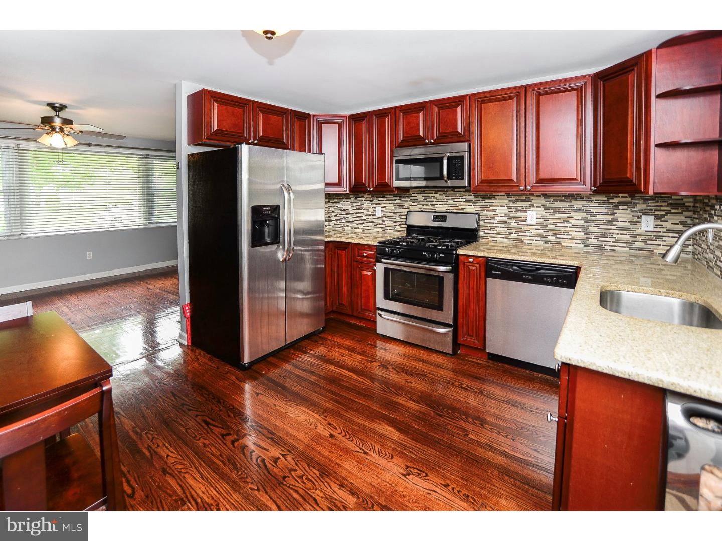 623 Georgetown Road Deptford, NJ 08090 - Photo 5 of 25 Kitchen