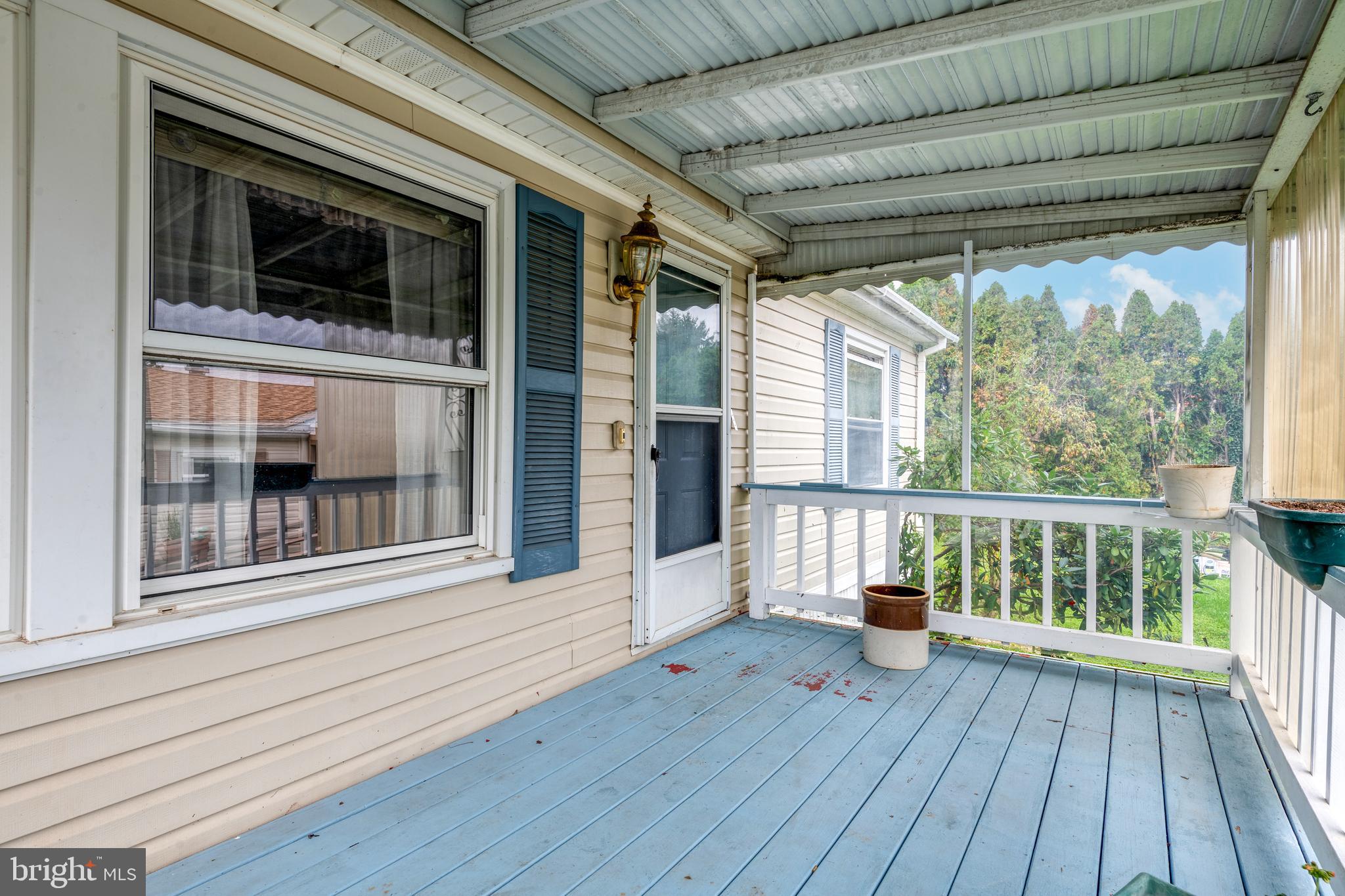 511 Pheasant Ridge Circle Lancaster, PA 17603 - Photo 4 of 31