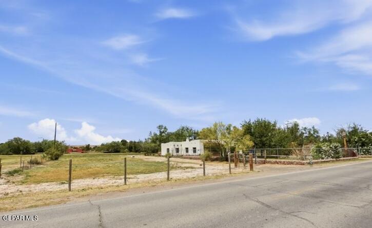 4135 Emory Road El Paso, TX 79922 - Photo 19 of 73 image00048
