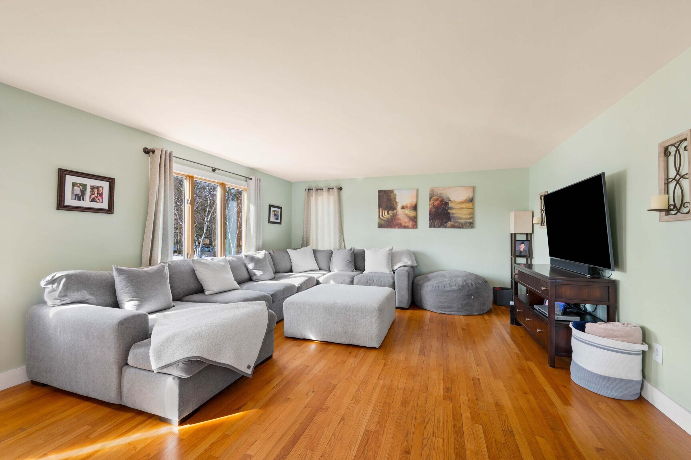 353 Mountfort Road North Yarmouth, ME 04097 - Photo 18 of 42 IMG_0087