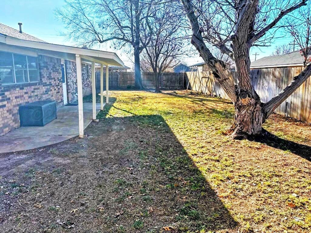 2310 Texas Street Perryton, TX 79070 - Photo 25 of 26 a view of back yard of the house