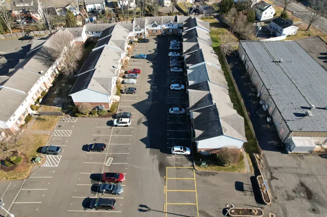 $160,000 | 975 Meriden Road, Unit 55, Waterbury, CT 06705