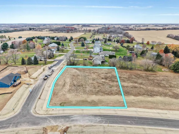 $119,900 | Lot 12 Prestige, Edgerton, WI 53534