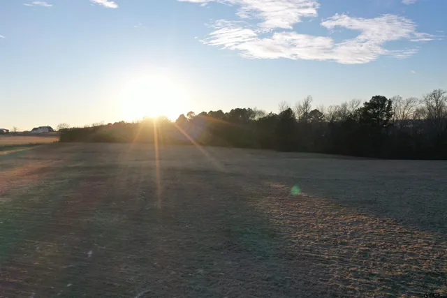 $600,000 | 177 St Troup Tx 75789, Troup, TX 75789