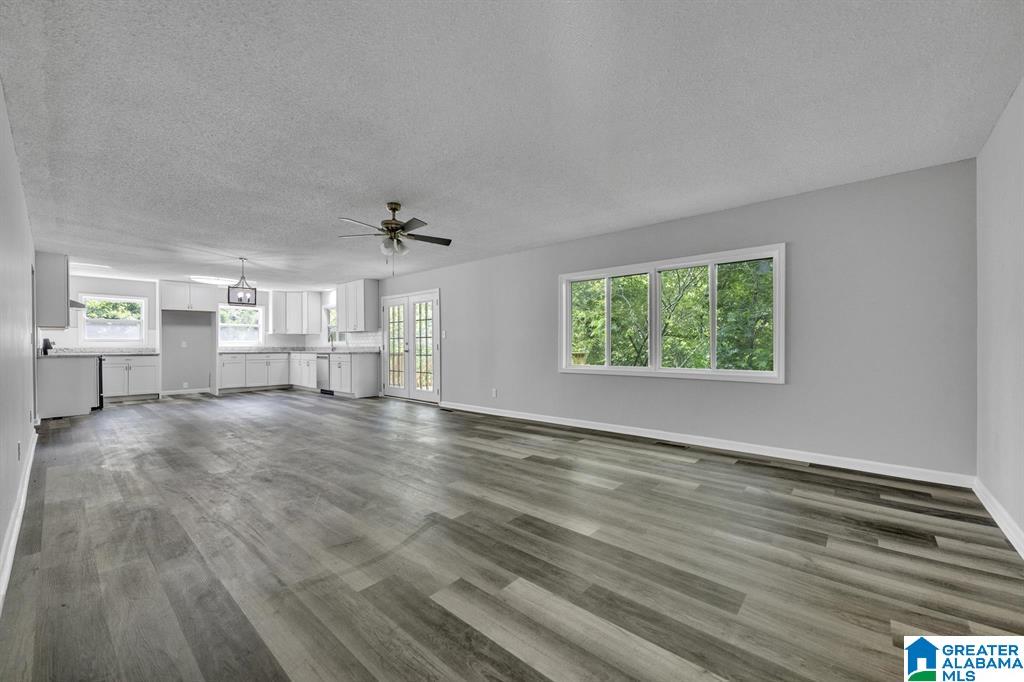 260 Sun Valley Circle Sterrett, AL 35147 - Photo 1 of 15
