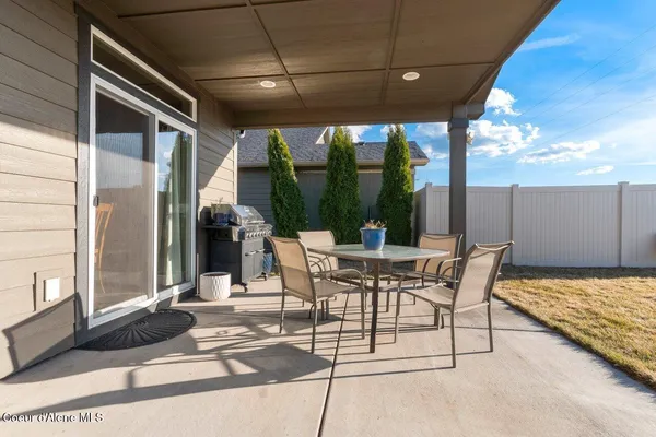 $499,000 | 13019 North Loveland Way, Hayden, ID 83835