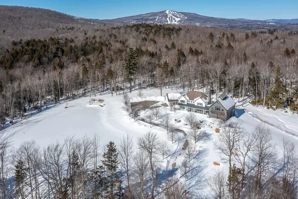 $2,850,000 | 41 Stark Farm Road, Winhall, VT 05340