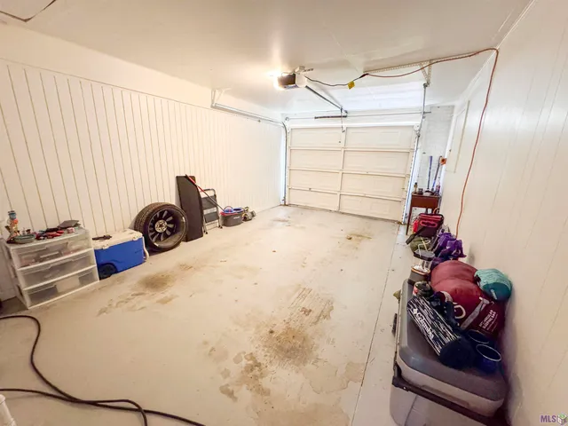 $215,000 | 20005 Oakwood Drive, Ponchatoula, LA 70454