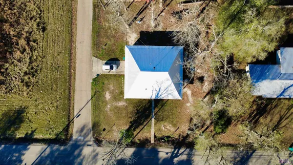 $215,000 | 20005 Oakwood Drive, Ponchatoula, LA 70454