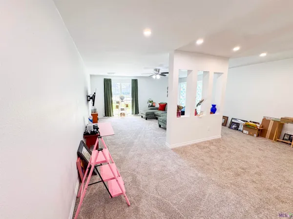 $215,000 | 20005 Oakwood Drive, Ponchatoula, LA 70454