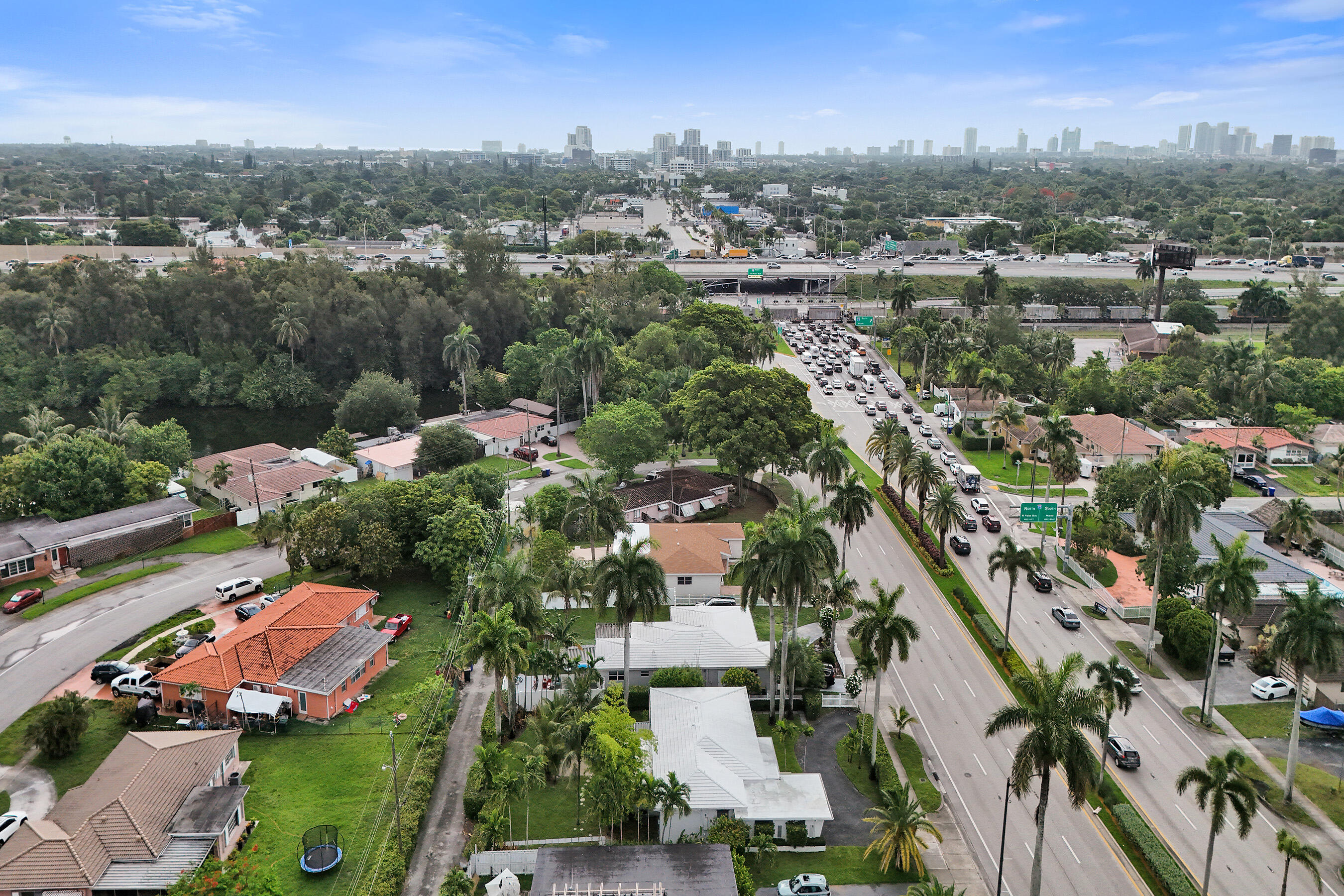3113 Hollywood Boulevard Hollywood, FL 33021 - Photo 3 of 46 DJI_20260603093028_0618_D