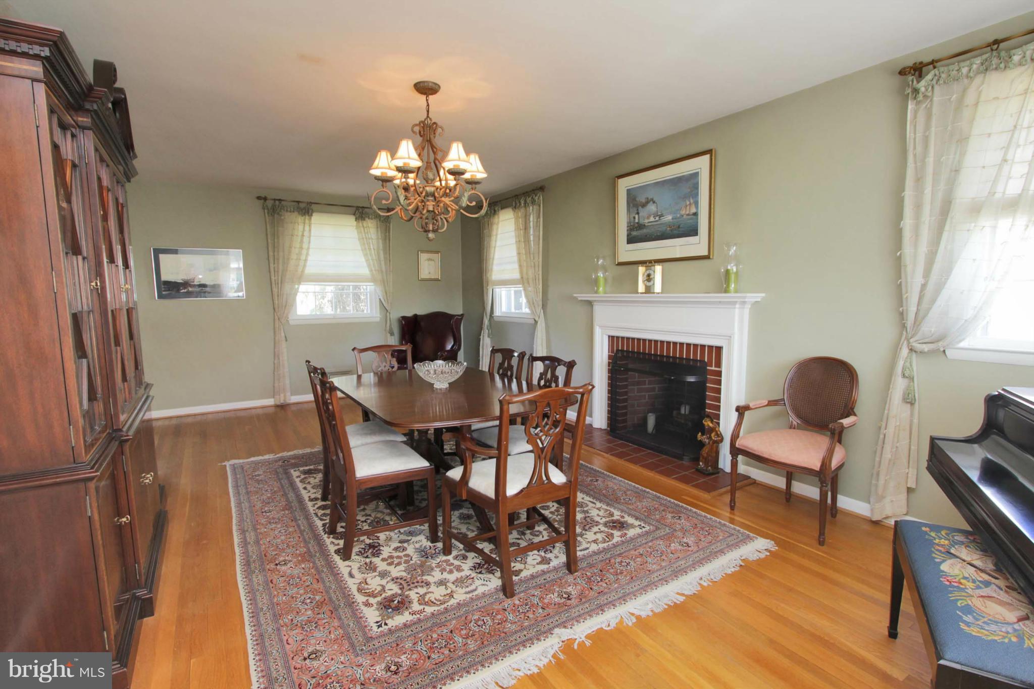 1020 Green Acre Road Baltimore, MD 21286 - Photo 12 of 30 Dining Room