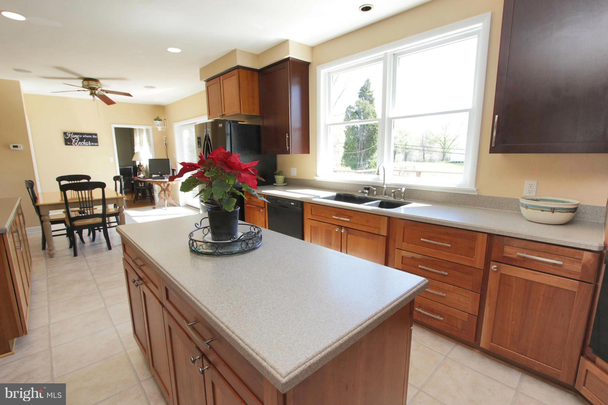 1020 Green Acre Road Baltimore, MD 21286 - Photo 8 of 30 Kitchen