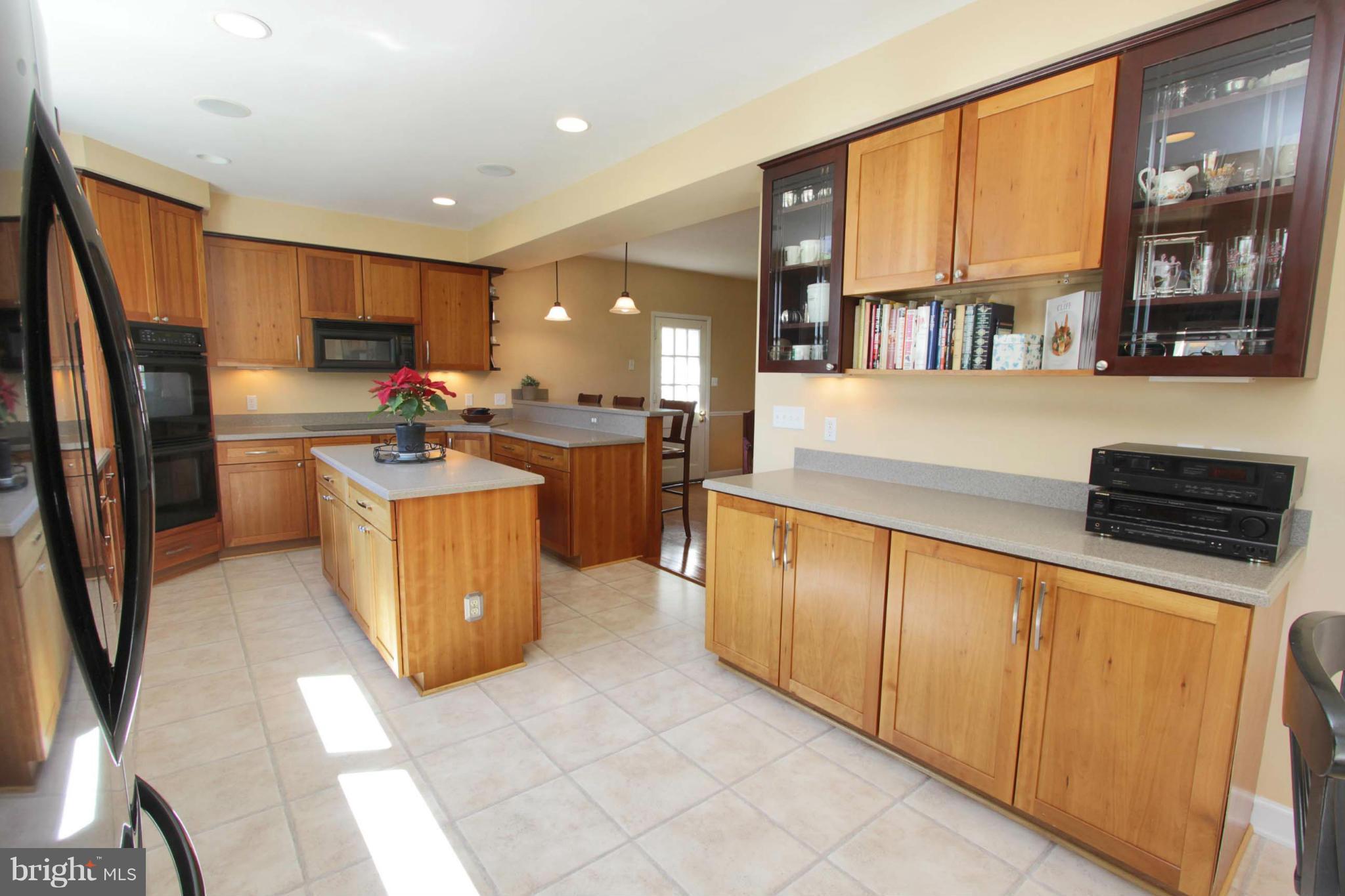 1020 Green Acre Road Baltimore, MD 21286 - Photo 9 of 30 Kitchen