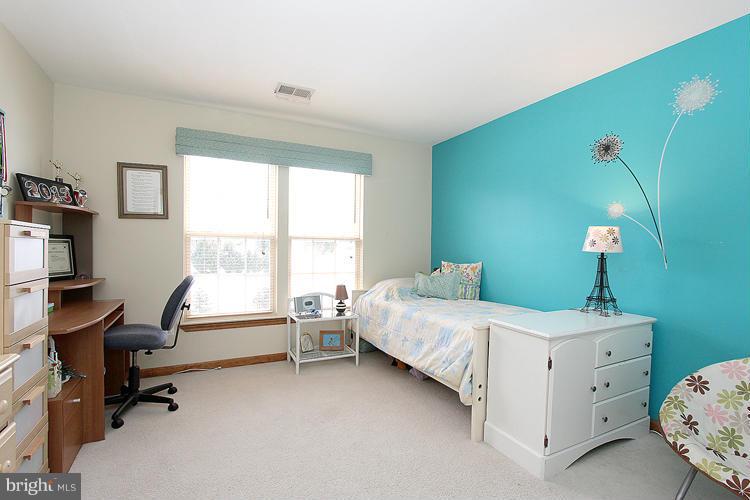14415 Autumn Crest Road Boyds, MD 20841 - Photo 16 of 26 Bedroom