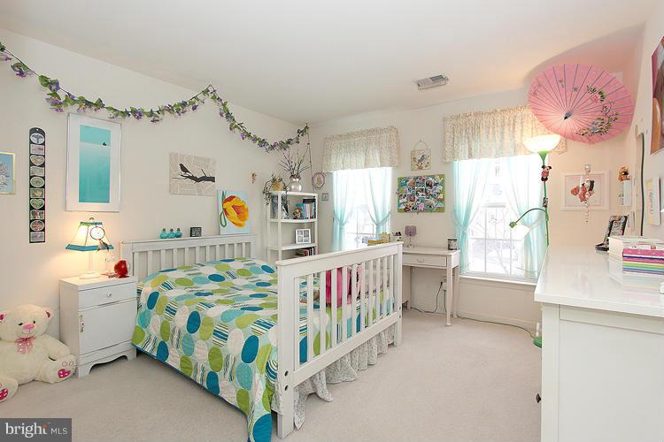 14415 Autumn Crest Road Boyds, MD 20841 - Photo 17 of 26 Bedroom
