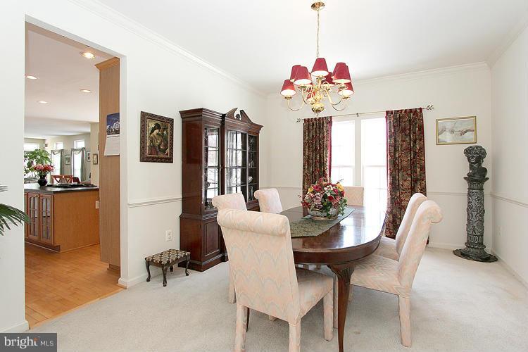 14415 Autumn Crest Road Boyds, MD 20841 - Photo 6 of 26 Dining Room