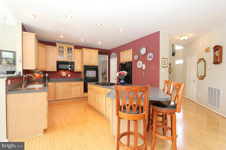 14415 Autumn Crest Road Boyds, MD 20841 - Photo 10 of 26 Kitchen